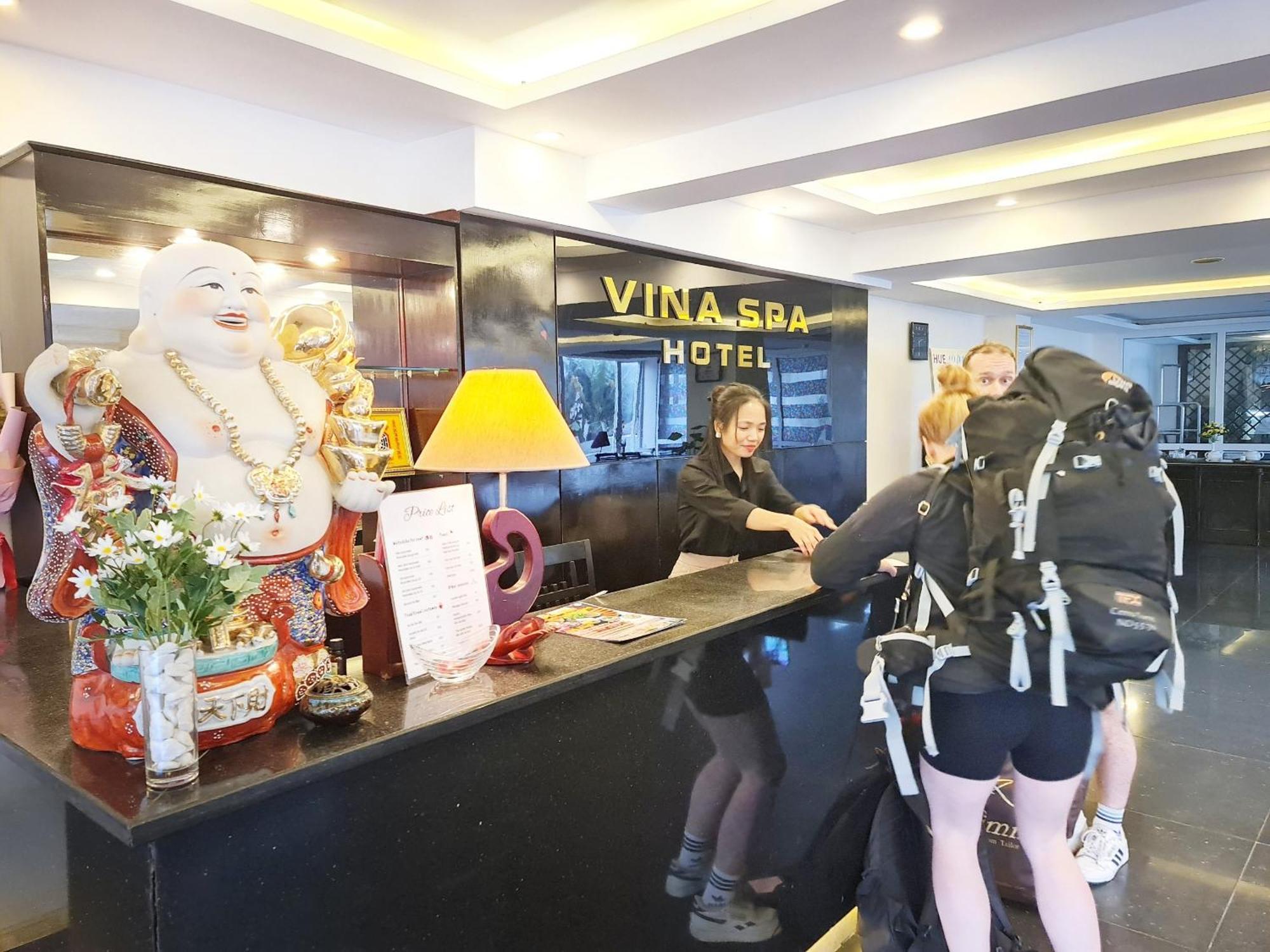 Viet Nam Hotel Хуе Екстериор снимка