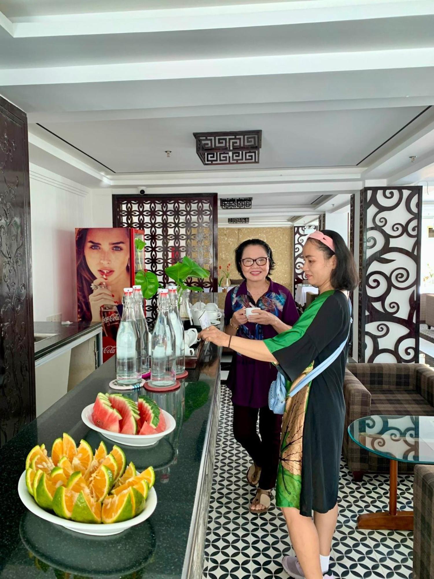 Viet Nam Hotel Хуе Екстериор снимка